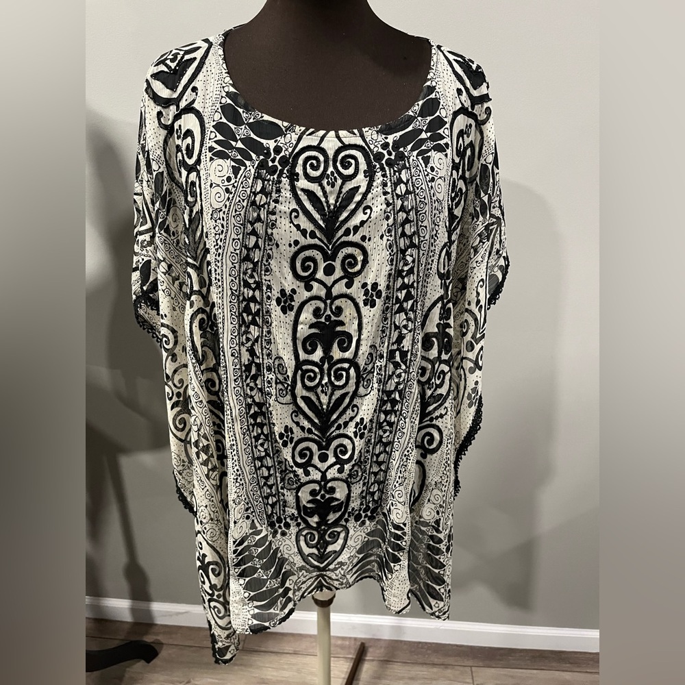 Chico's Black and Cream Patterned Fabric poncho style over top with beading